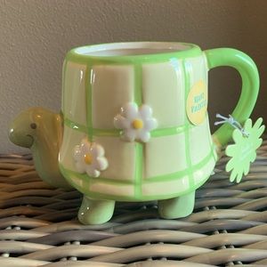 Large turtle mug